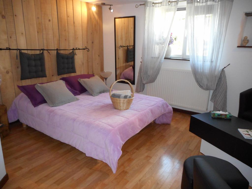 Gite La Charmaie Husseren-Wesserling Habitación foto